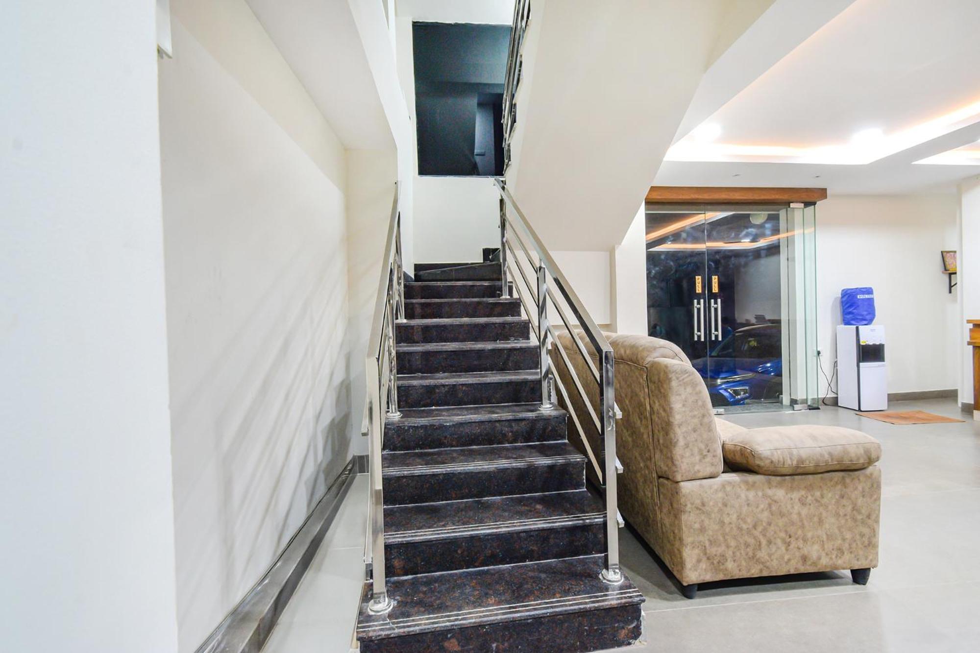 Fabhotel Seri - Nr Kims Hospital, Gachibowli Hyderabad Exterior foto